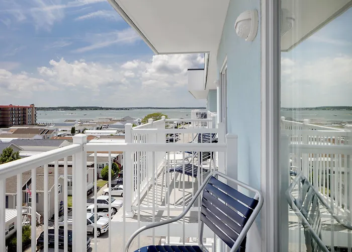 Fairfield & By Marriott Ocean Hotel 3*