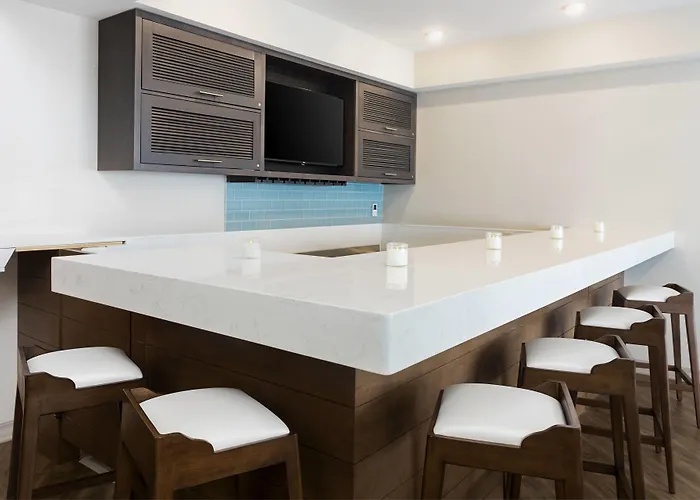 Fairfield & By Marriott Ocean 3*
