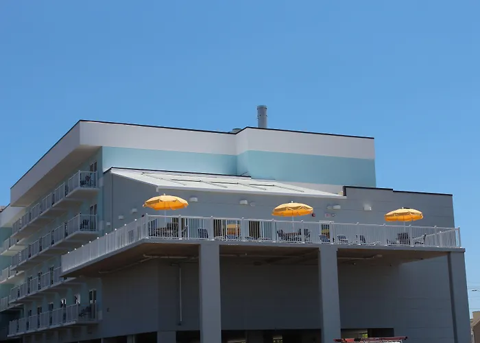 Fairfield & By Marriott Ocean 3*