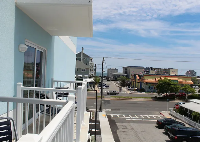 Fairfield & By Marriott Ocean Hotel