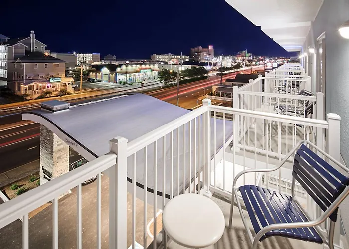 Fairfield & By Marriott Ocean Hotel